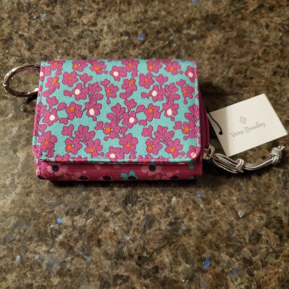 Vera Bradley small wallet Ditsy Dot